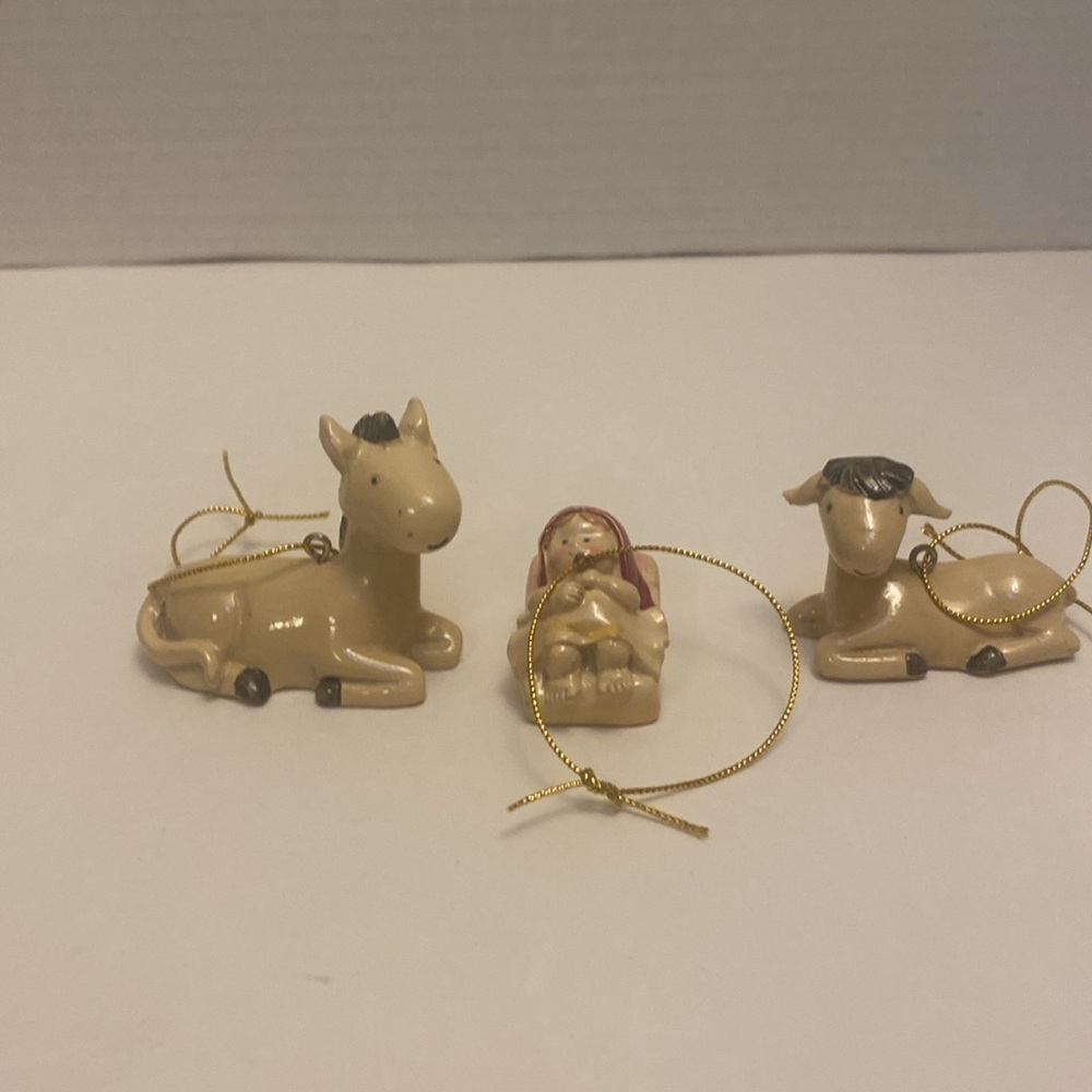 HOLIDAY LIVING 10 pc. Children's Nativity Set #111773 - Picture 4 of 13